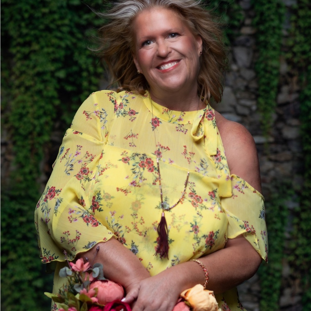 Meet your Posher, Jennifer